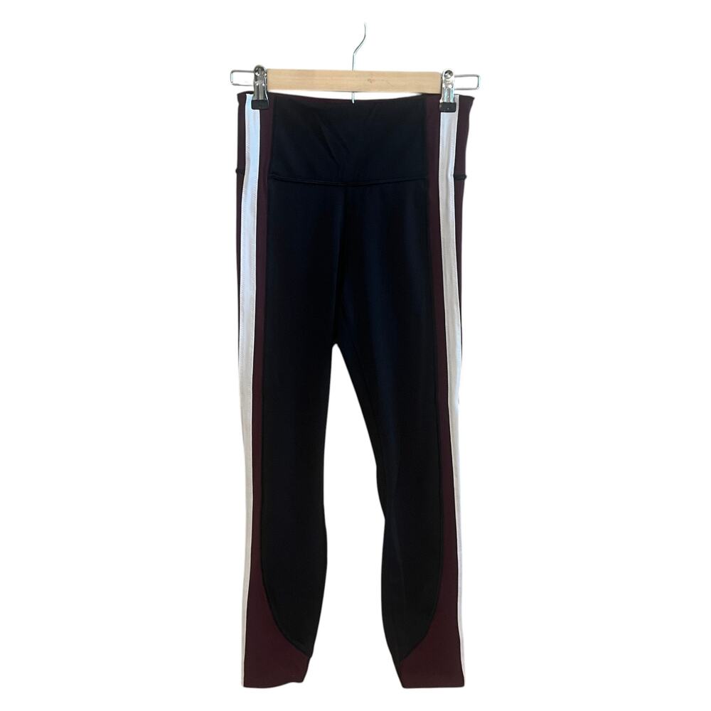 Athleta Crunch 7/8 Tight Leggings Black Burgundy Side Stripe Yoga Workout XS